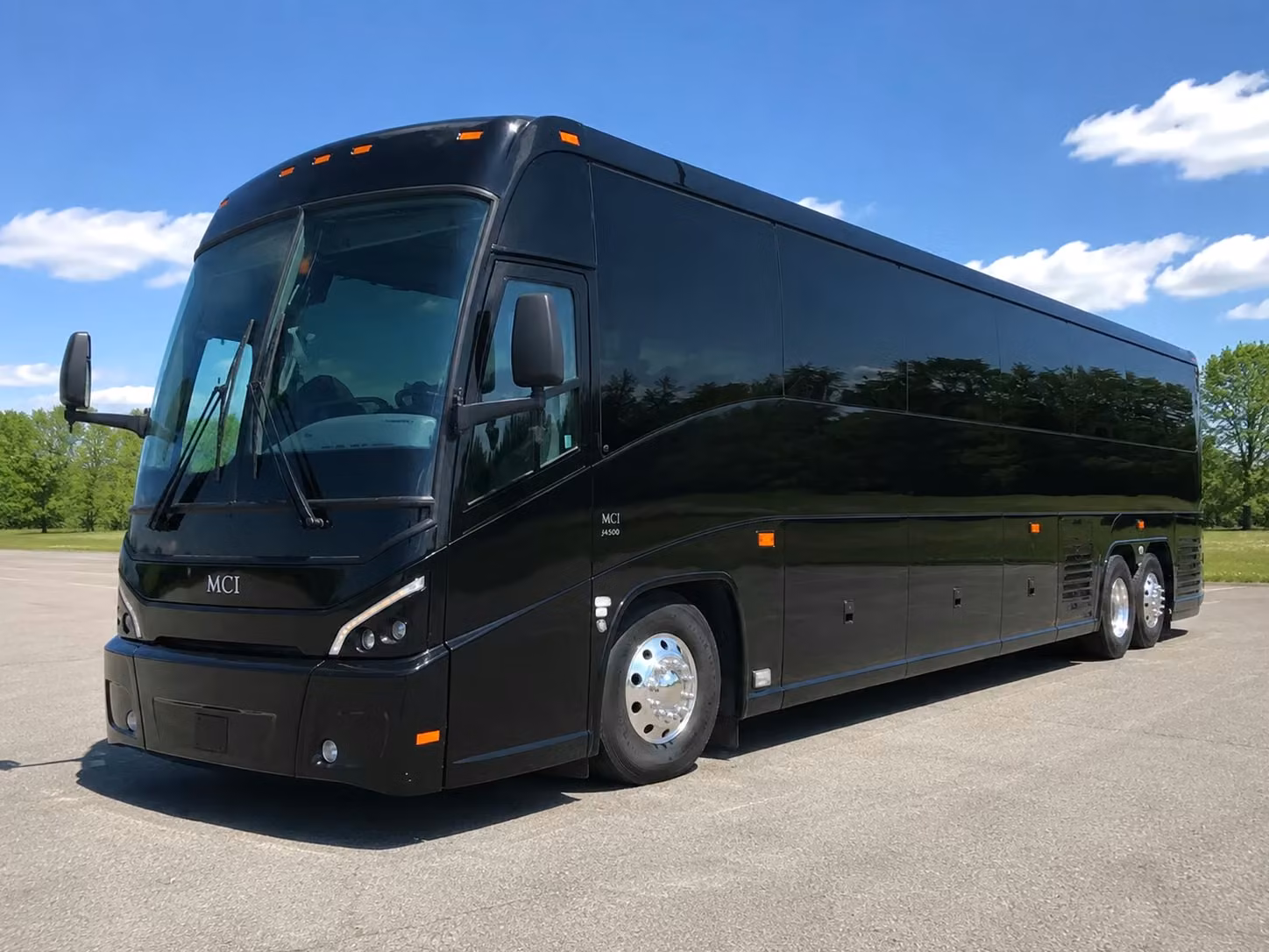 event transportation bus rentals in wilson