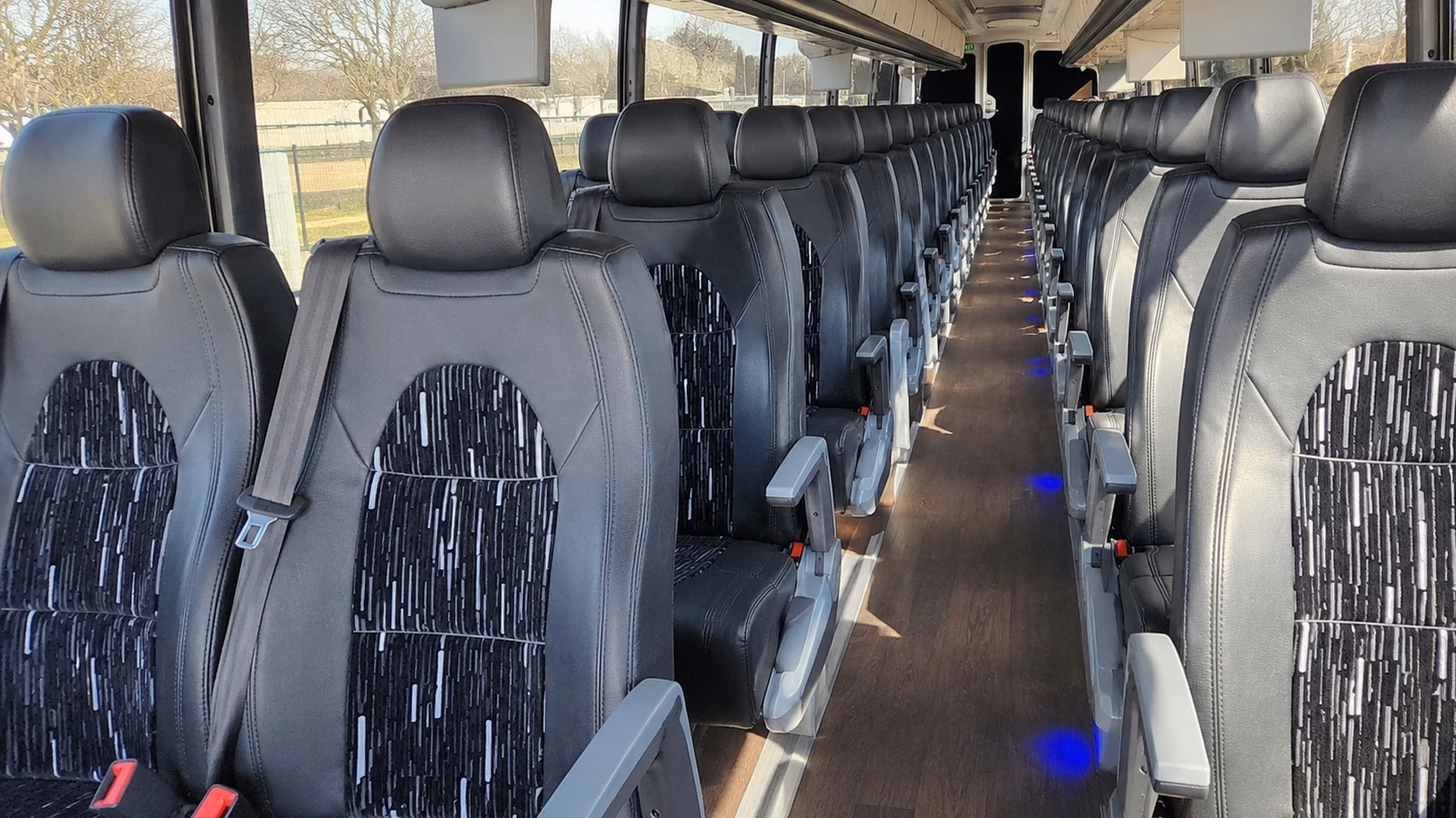 with wilsoncharterbuscompany com you ll never be limited to just one fleet on your wedding day